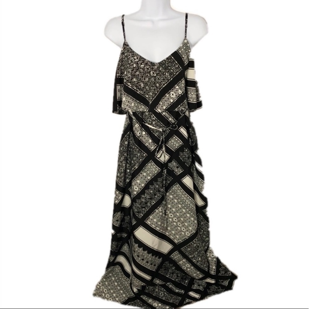 Maternity maxi dress